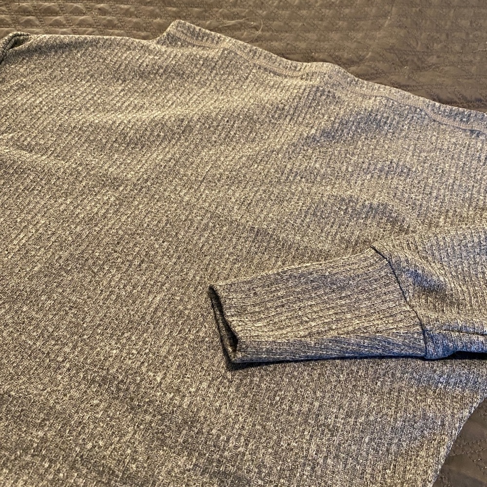 FASHIONNOVA Off The Shoulder Ribbed Top - Picture 4 of 4